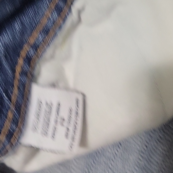 2 Jean Short Sets 1 Low Price - Picture 8 of 12